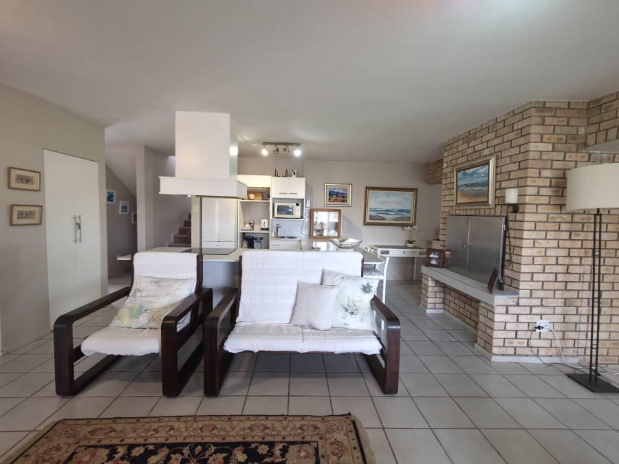 5 Bedroom Property for Sale in Ferreira Town Eastern Cape